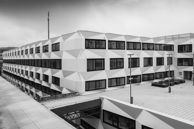 Universitas Gadjah Mada (UGM): Sejarah, Prestasi, dan Pendidikan Unggulan