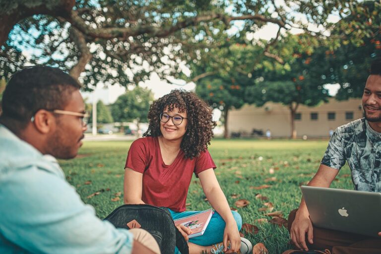 Universitas Wiralodra merupakan salah satu perguruan tinggi swasta yang terkemuka di Indonesia. Berlokasi di kota Bandung, universitas ini dikenal dengan program-program studi yang berkualitas dan fasilitas pendidikan yang memadai.